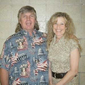 Meet your Posher, Laneta